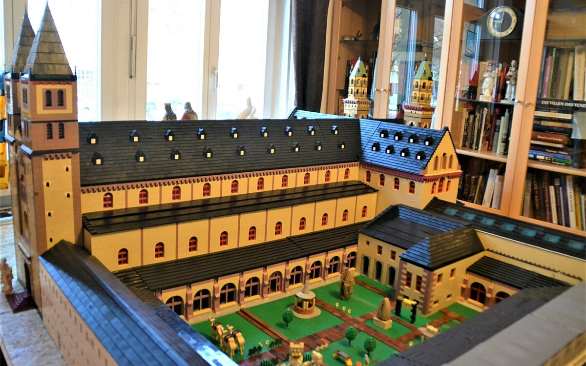 Wuerzburger Dom aus LEGO Wuerzburger Dom aus LEGO